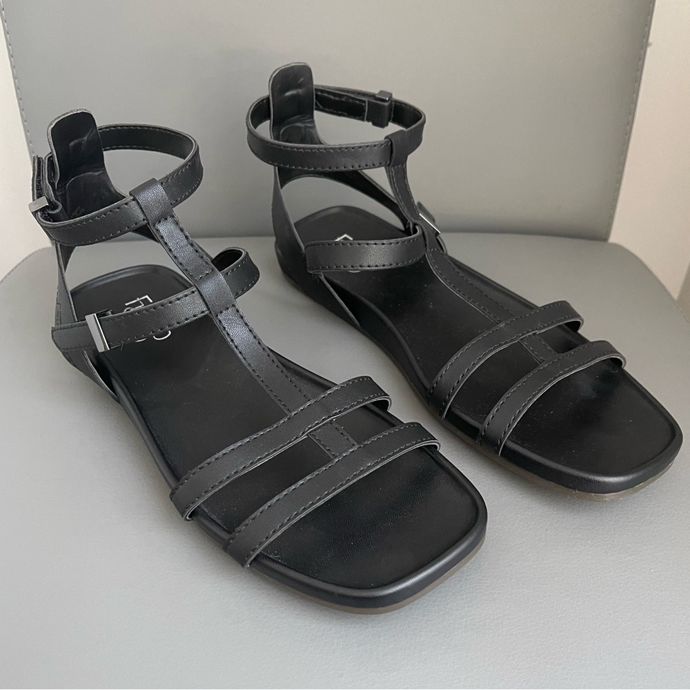 Franco Sarto Evan Ankle Strap Black Sandals Women’s Size 8